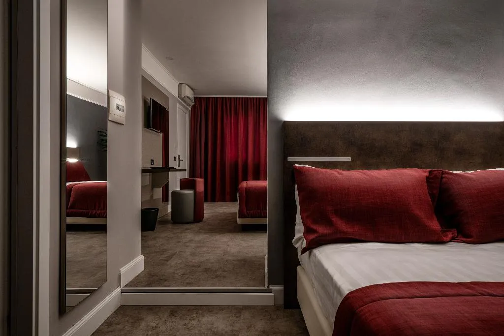 JUNIOR SUITE STANDARD Room, Hotel Varese, Rome