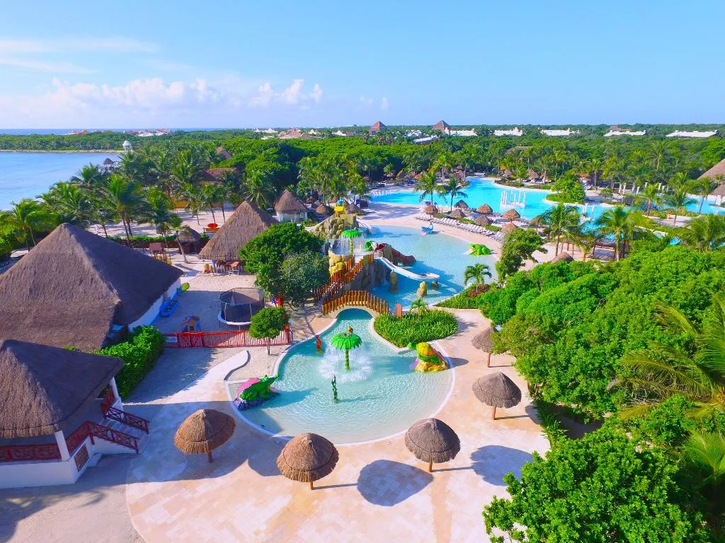 Pool, Grand Palladium Colonial Resort & Spa All Incl., Cancun Area