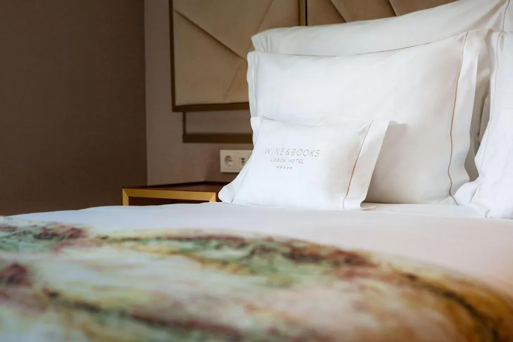Room, Wine & Books Lisboa - Wbl, Lisbon