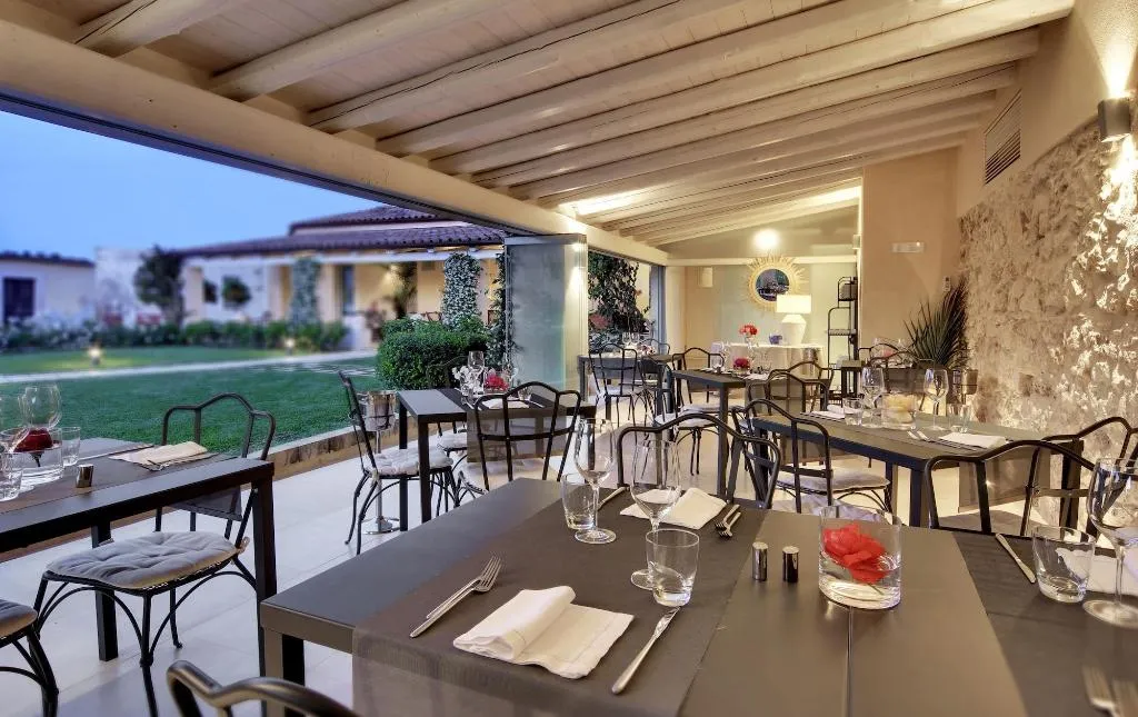 Terrace, Donna Coraly Resort, Catania