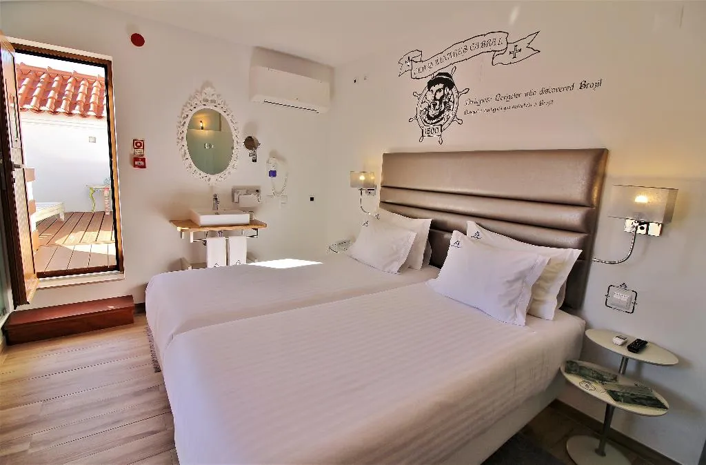 TWIN WITH TERRACE Room, Villa Ana Margarida Hotel, Lisbon