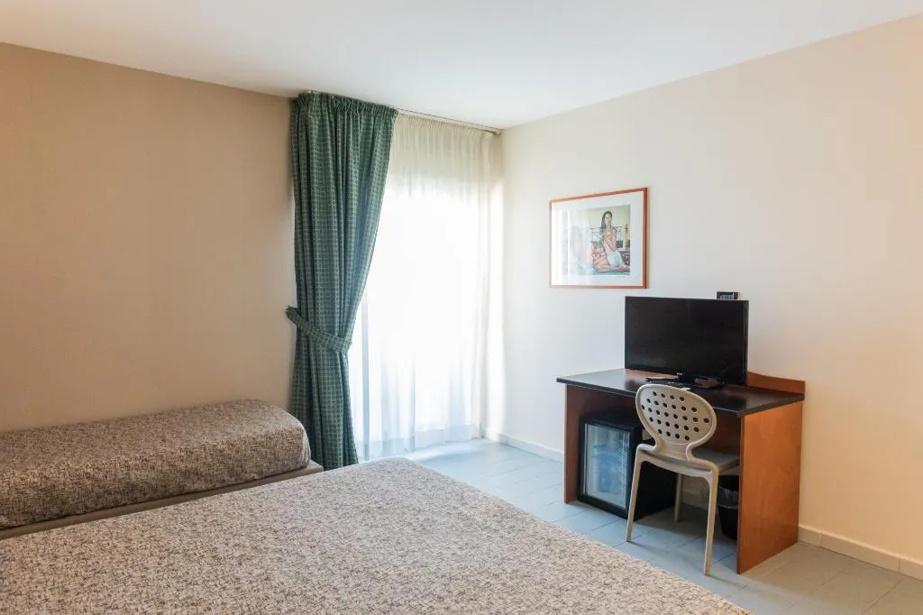 TRIPLE STANDARD Room, Athenaeum Palermo, Palermo