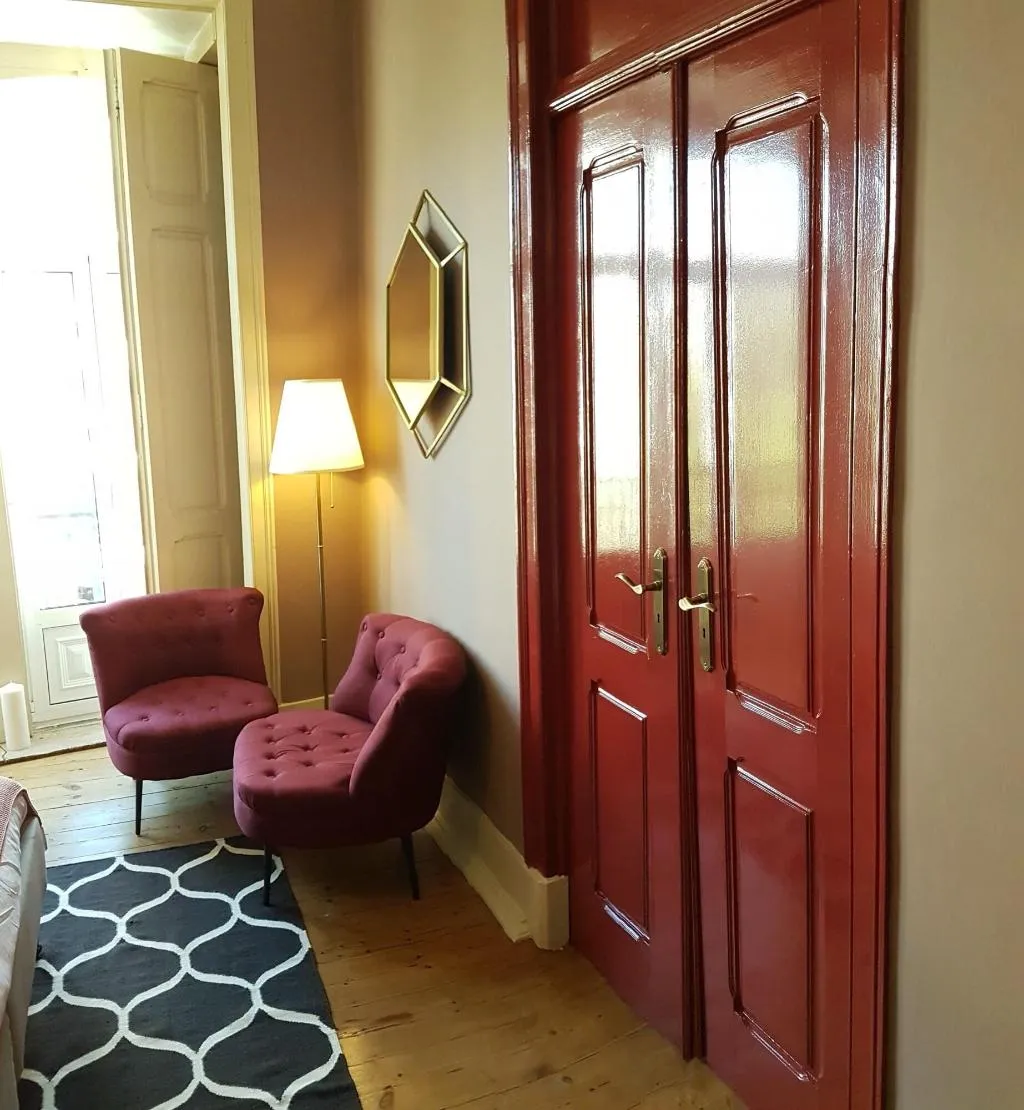 Room, Dukostel, Lisbon