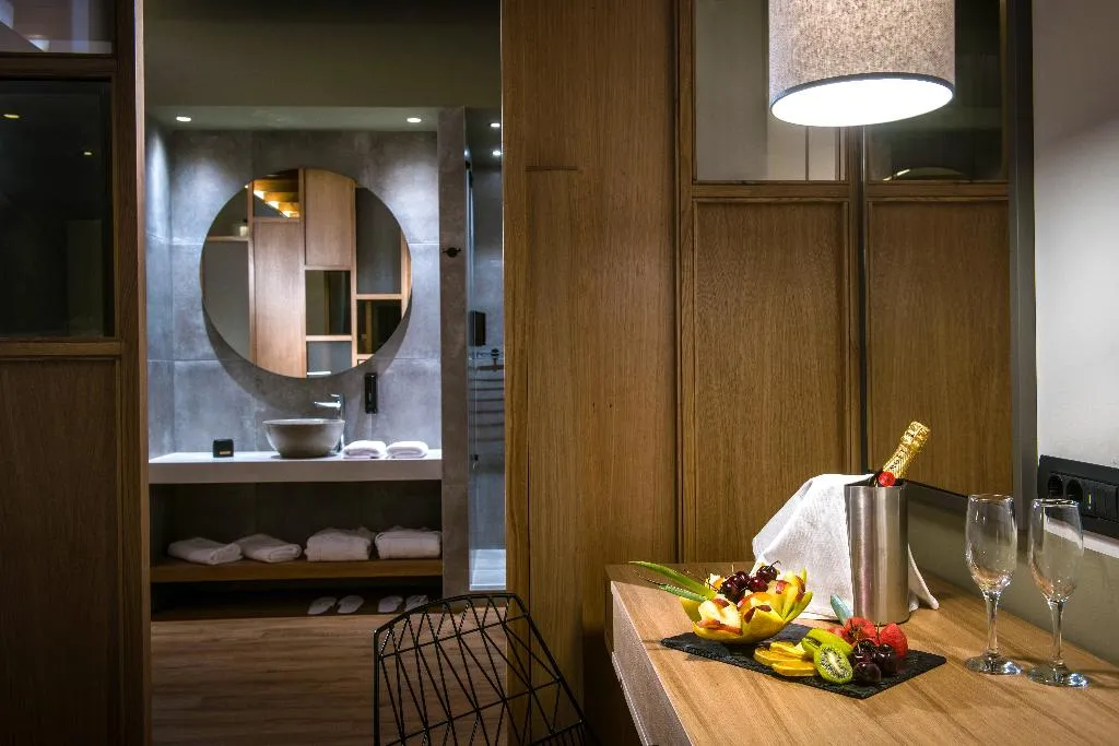SUITE STANDARD Room, Petousis Hotel & Suites, Crete