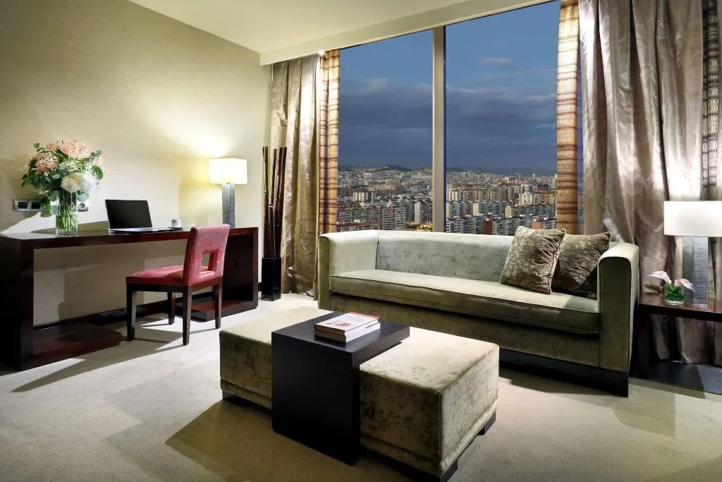 Room, Hyatt Regency Barcelona Tower, Barcelona