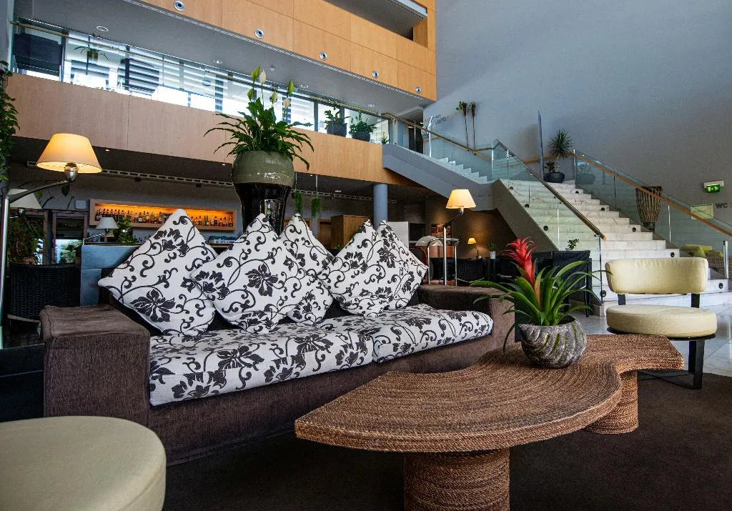 Bar, Golden Residence, Madeira