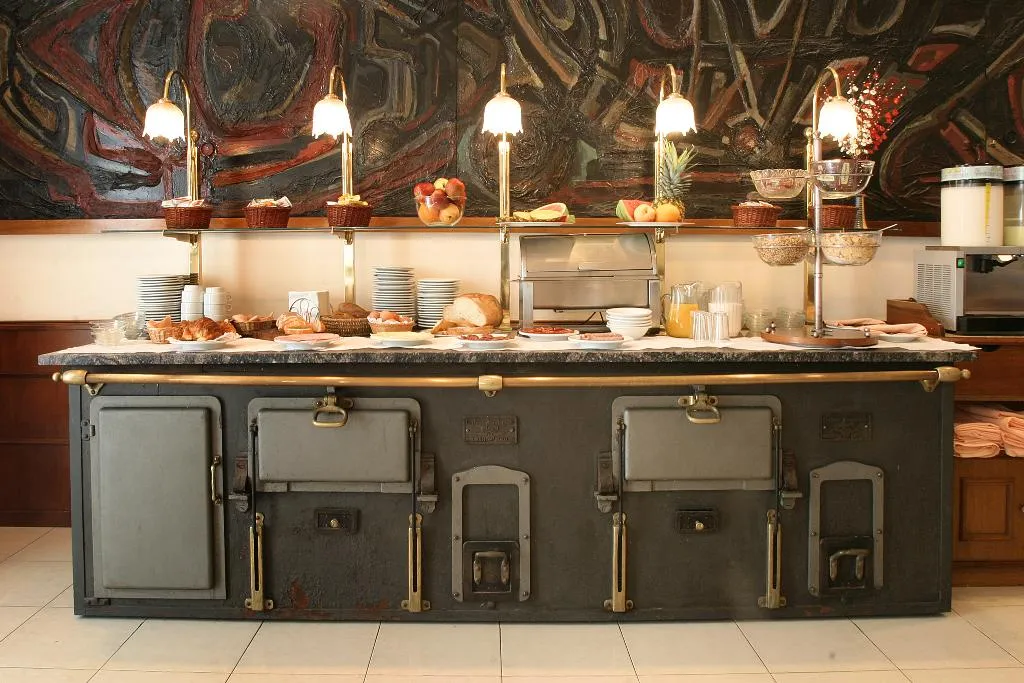 Restaurant, Gaudi, Barcelona