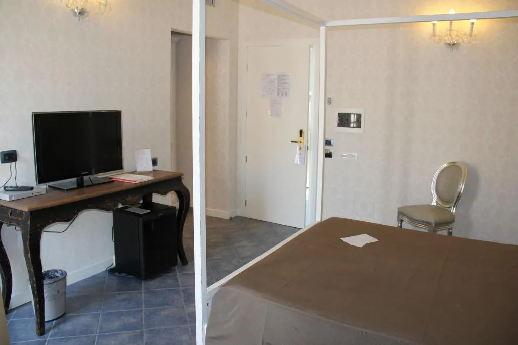 Room, Marina Holiday, Palermo