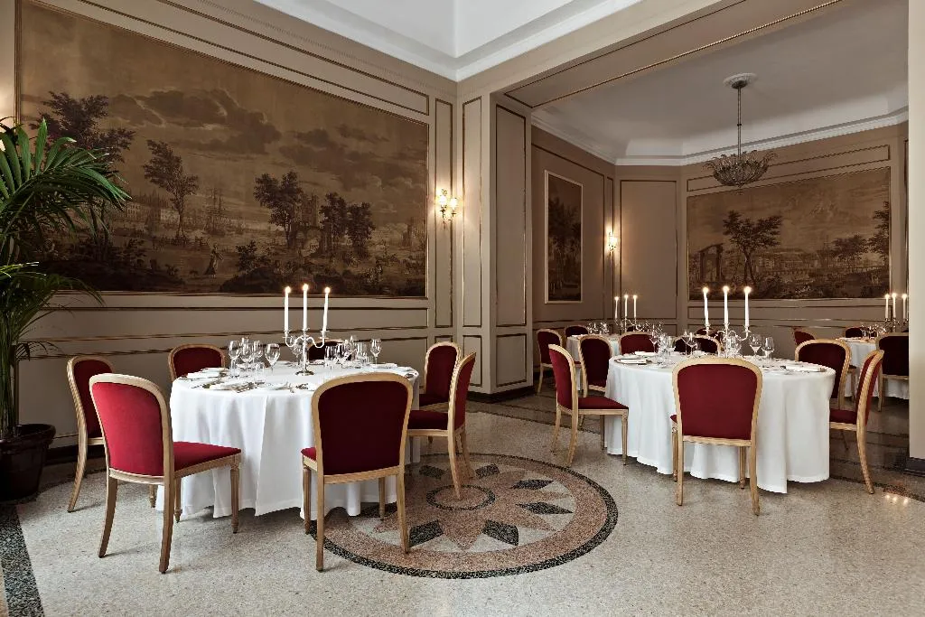 Conferences, Grand Hotel et de Milan, Milan