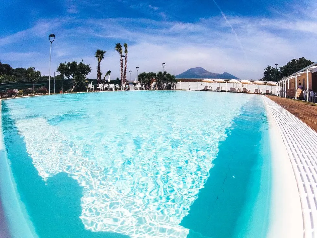 Pool, Resort & Winery Bosco De Medici, Naples