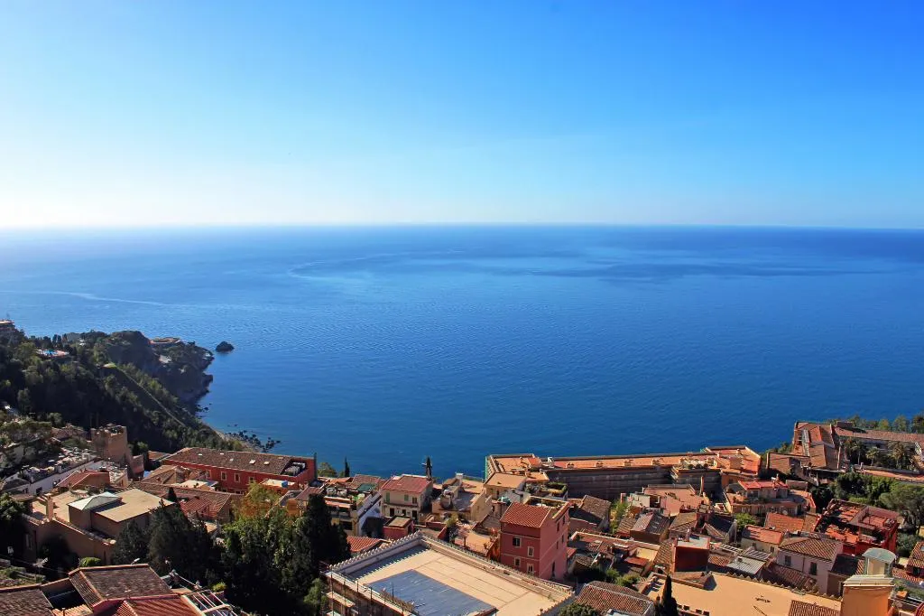General view, Mediterranee Hotel, Taormina