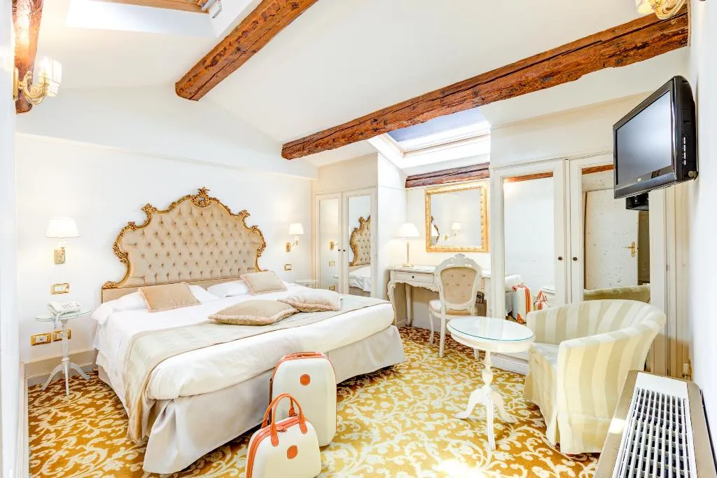 DOUBLE SUPERIOR Room, Al Duca Venezia, Venice