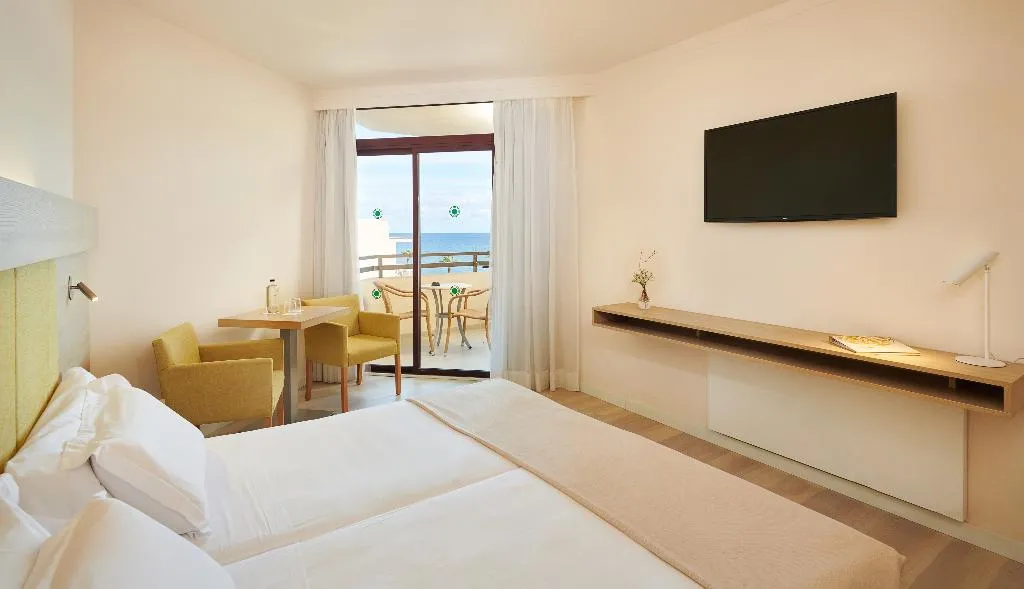 Double or Twin SIDE SEA VIEW Room, Hotel Sabina Playa, Majorca