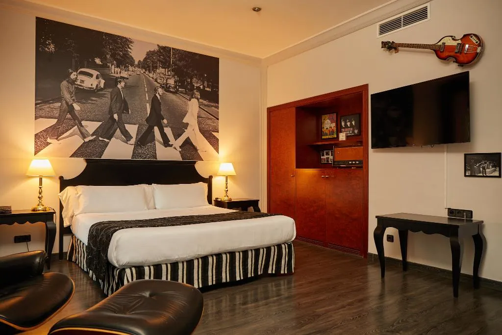 SUITE CAPACITY 3 Room, El Avenida Palace, Barcelona