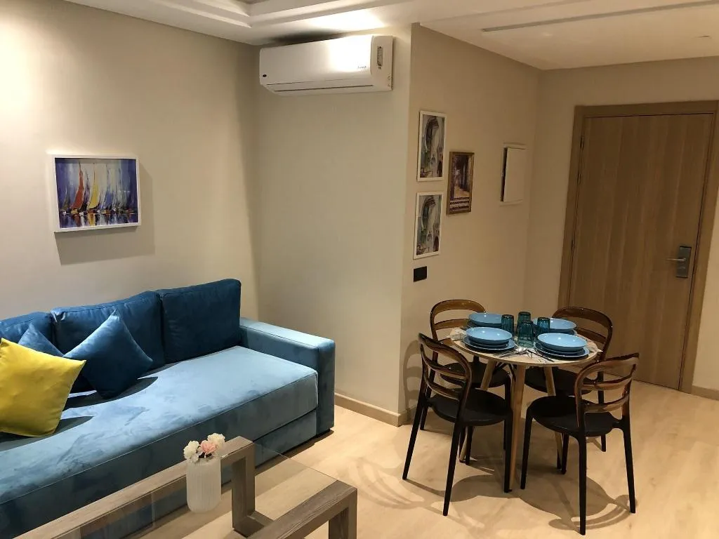 Room, Flamant Rose, Tangier