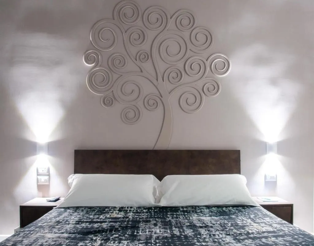 Room, Dada Suite, Naples