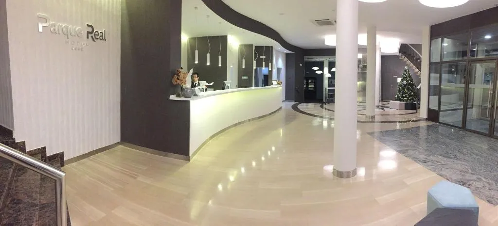 Lobby, Parque Real, Madrid
