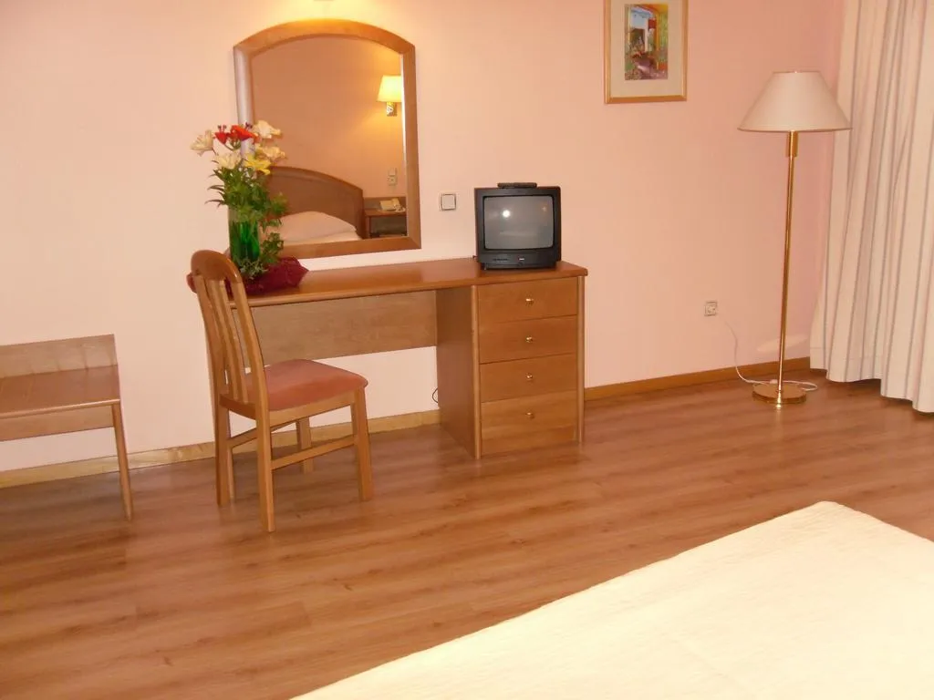 General view, Grande Hotel Dom Dinis, Porto