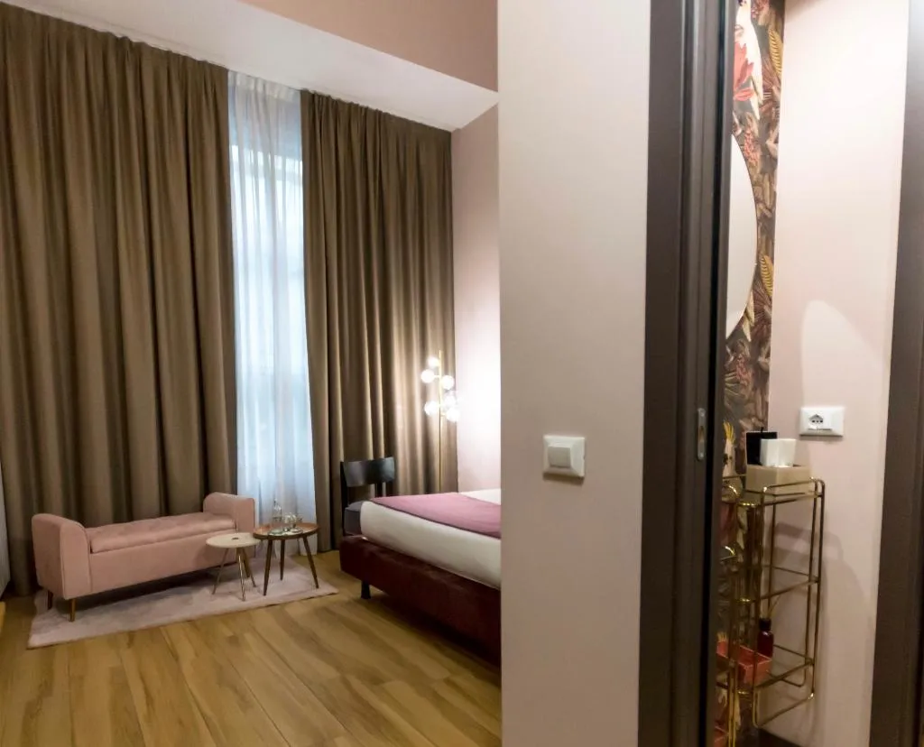 JUNIOR SUITE WITH VIEWS Room, Intomilan Aparthotel Galleria Duomo, Milan