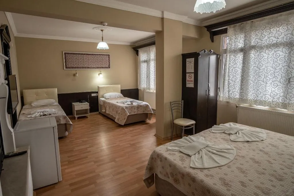 Room, Ephesus Centrum, Izmir