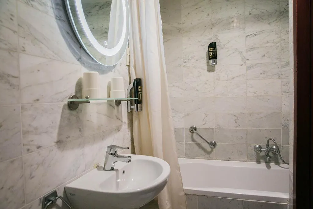 DOUBLE WITH DOUBLE BED Room, Atlanta, Amsterdam