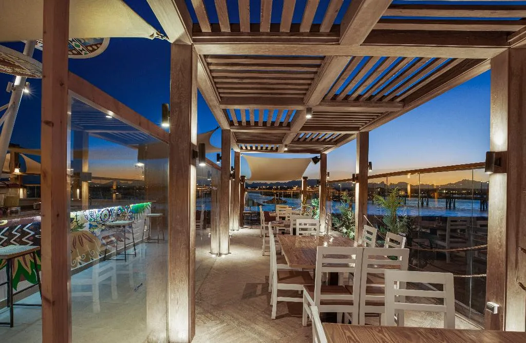 Restaurant, Pyramisa Beach Resort Sahl Hasheesh, Red Sea Riviera