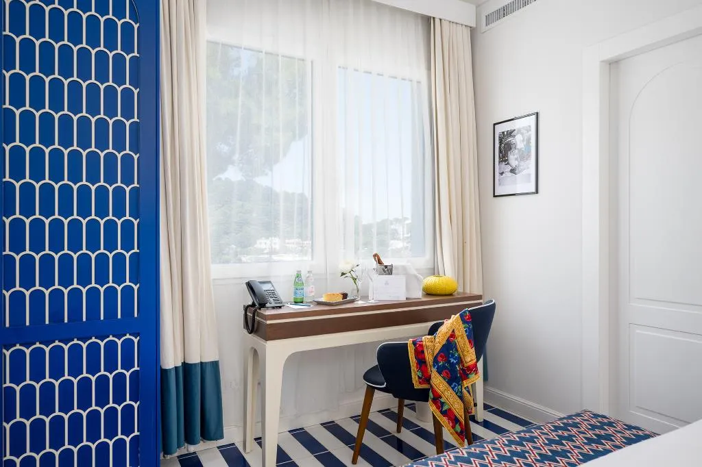 DOUBLE SUPERIOR Room, Villa Lia Hotel Capri, Naples
