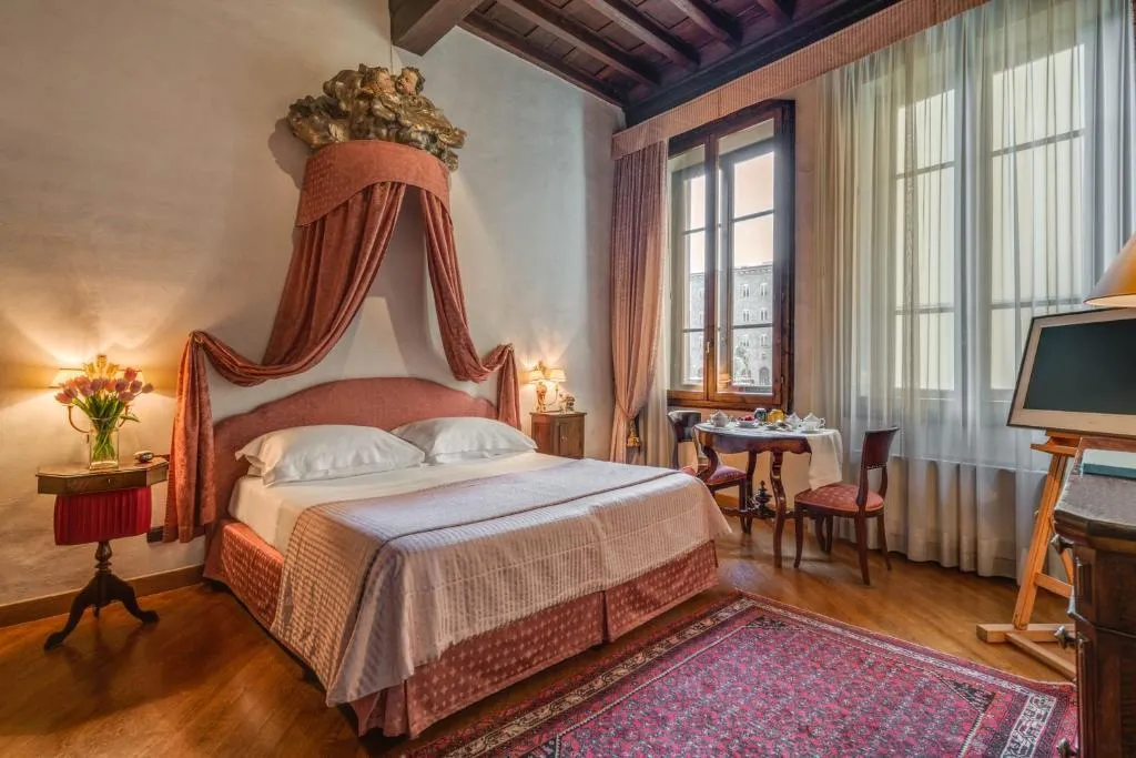 APARTMENT STANDARD Room, In Piazza della Signoria - Residenza d'Epoca, Florence