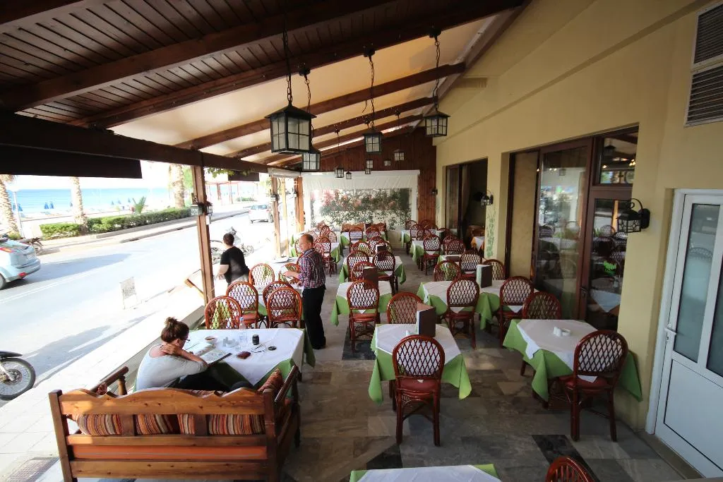 Lobby, Birais Beach Studios, Crete