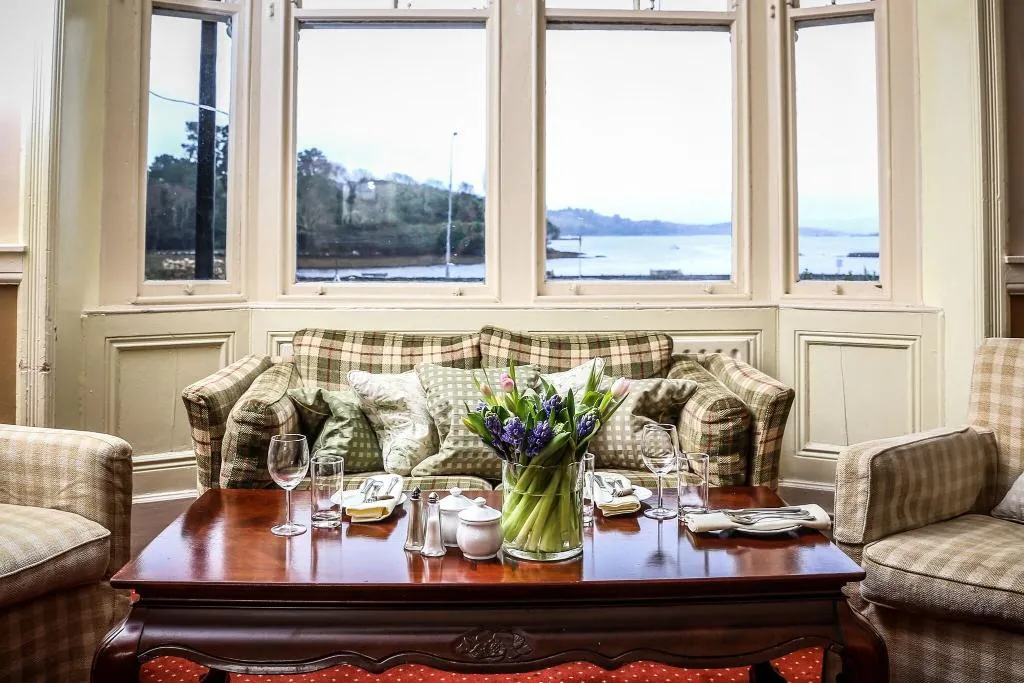 Lobby, Glengarriff Eccles, Cork