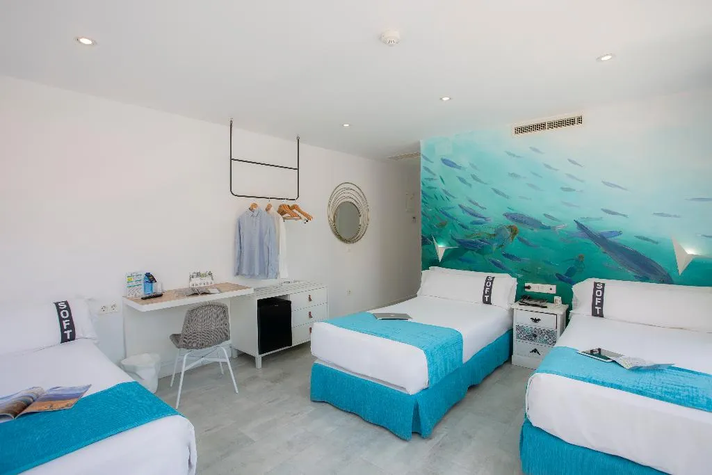 TRIPLE STANDARD Room, Casual del Mar Málaga, Costa Del Sol
