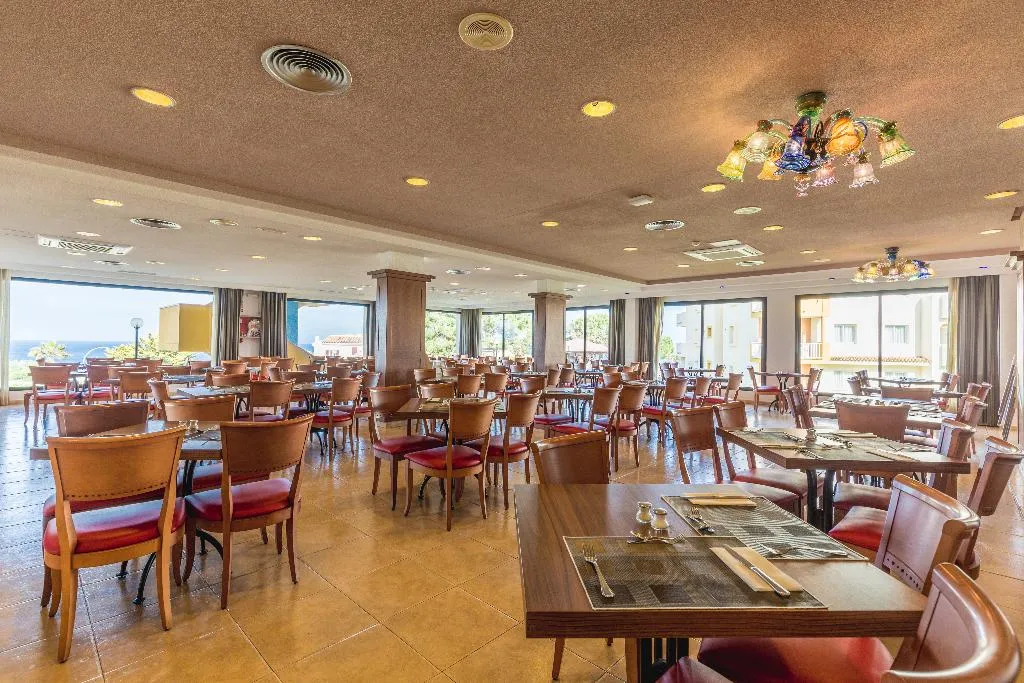 Restaurant, Blau Punta Reina Resort, Majorca