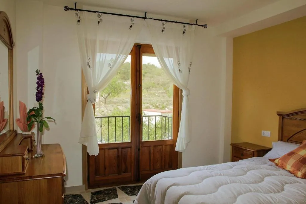 Room, El Tossal, Valencia