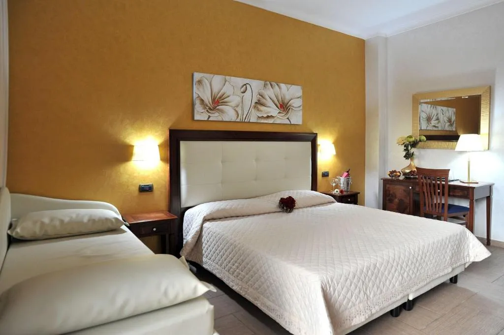 Room, Hotel Flora, Catania