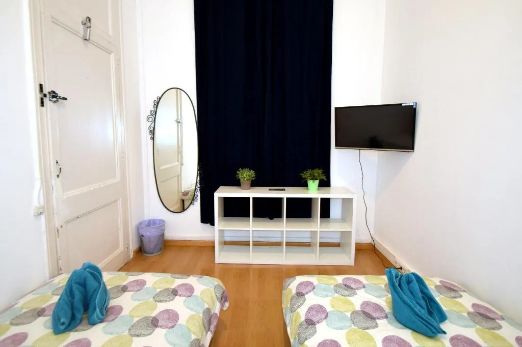 Room, Fabrizzio's Petit, Barcelona