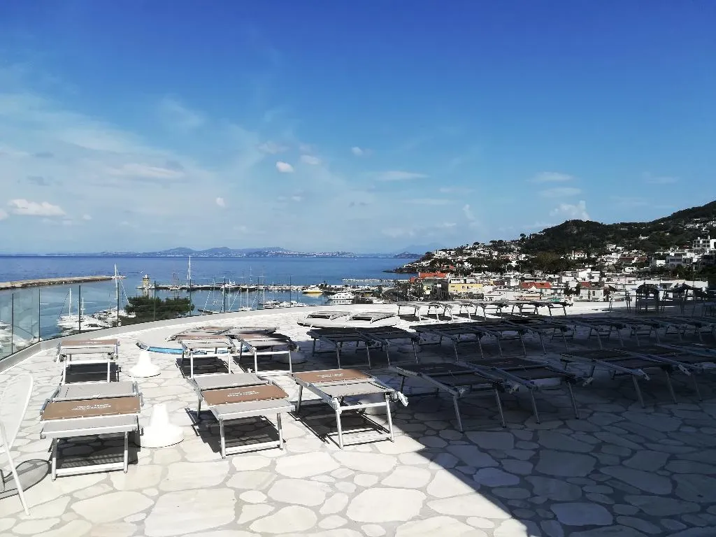 Terrace, Terme Gran Paradiso Hotel, Naples