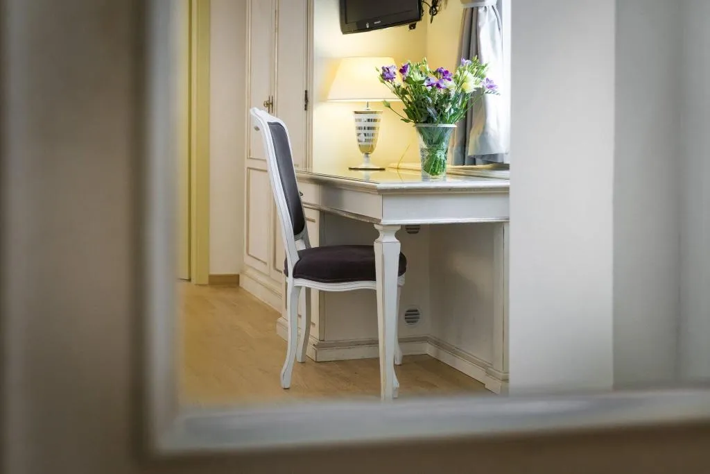 Room, Art Atelier, Florence