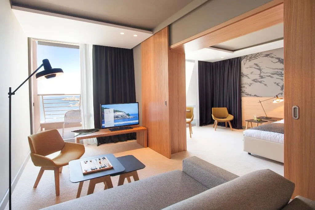 JUNIOR SUITE SEA VIEW Room, Dubrovnik Palace, Dubrovnik