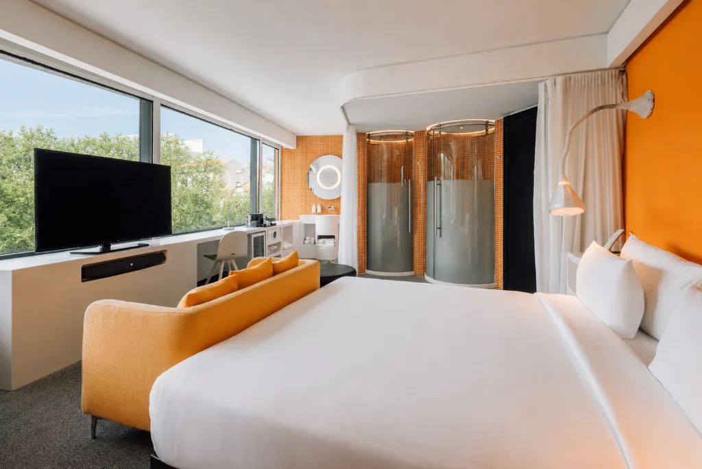 DOUBLE SUPERIOR Room, Evolution Lisboa Hotel, Lisbon