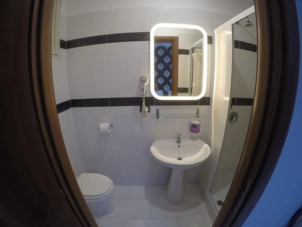 Room, Palladini Hostel, Naples