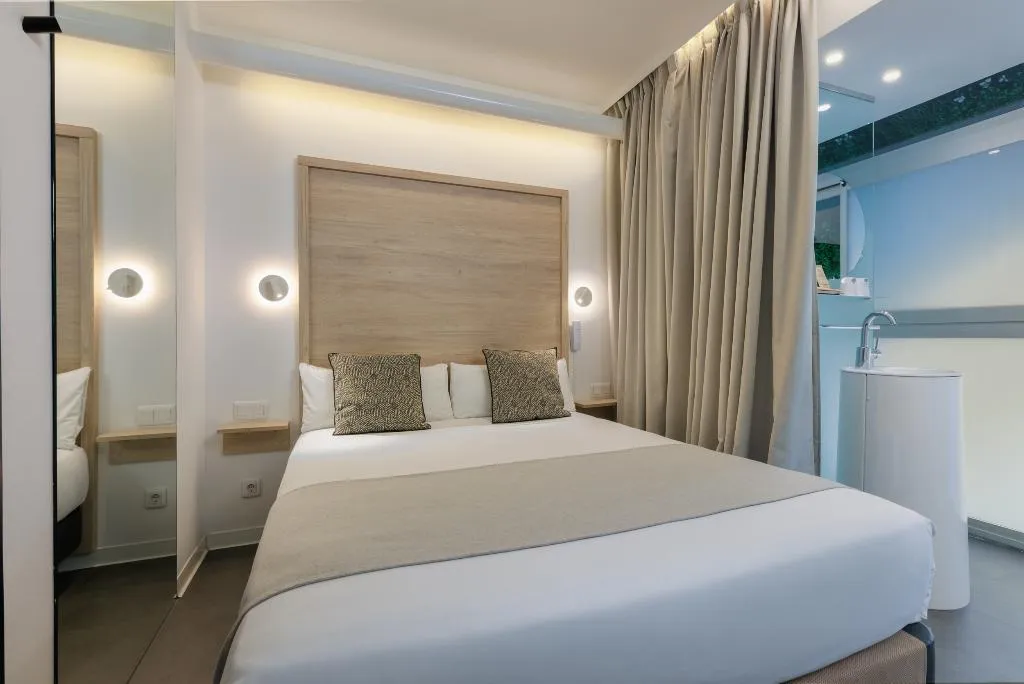 DOUBLE SINGLE USE INNER Room, Casa Lit Barcelona, Barcelona