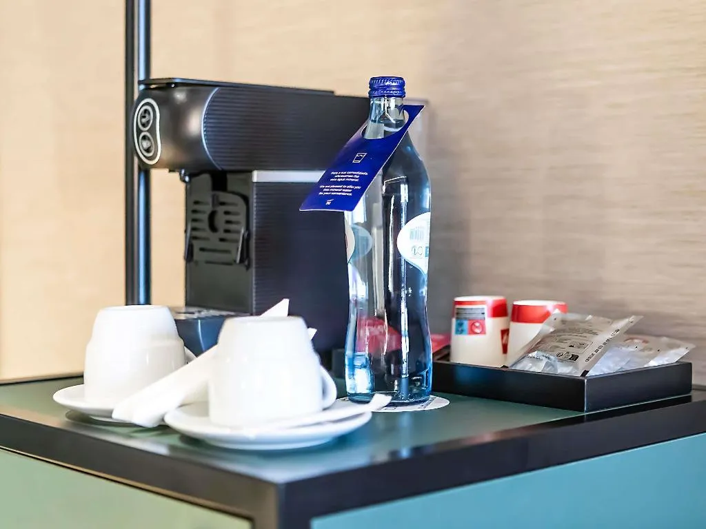 DOUBLE QUEEN SIZE BED Room, Novotel Lisboa, Lisbon