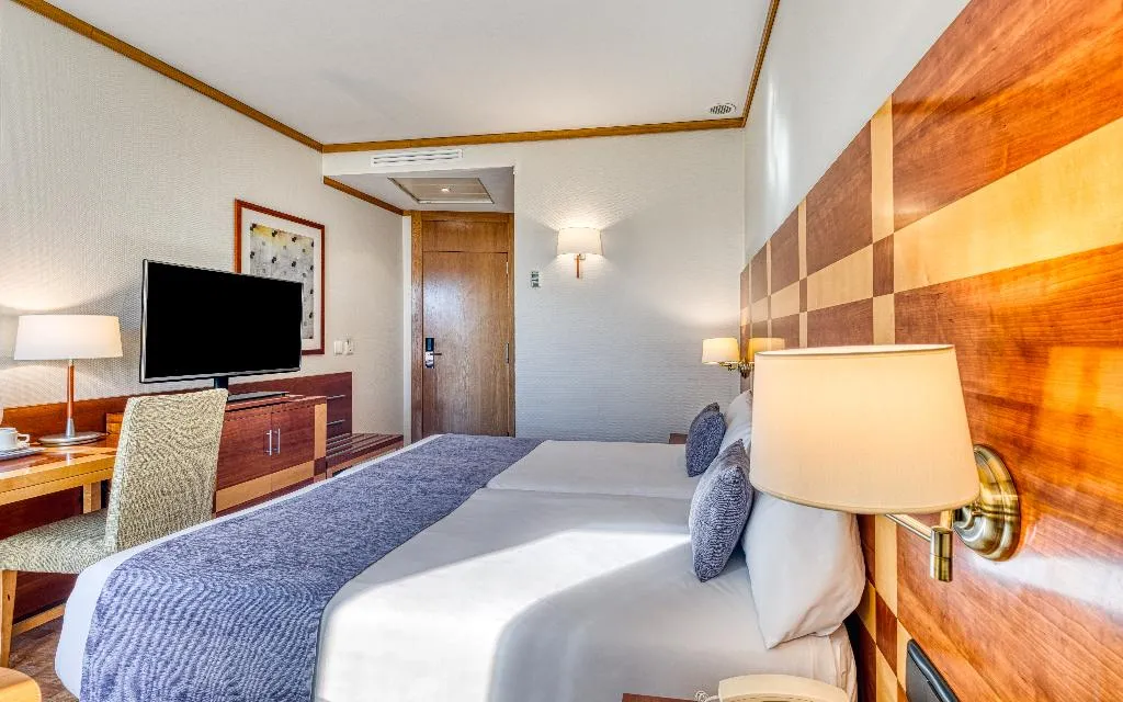 Room, Senator Parque Central Hotel, Valencia