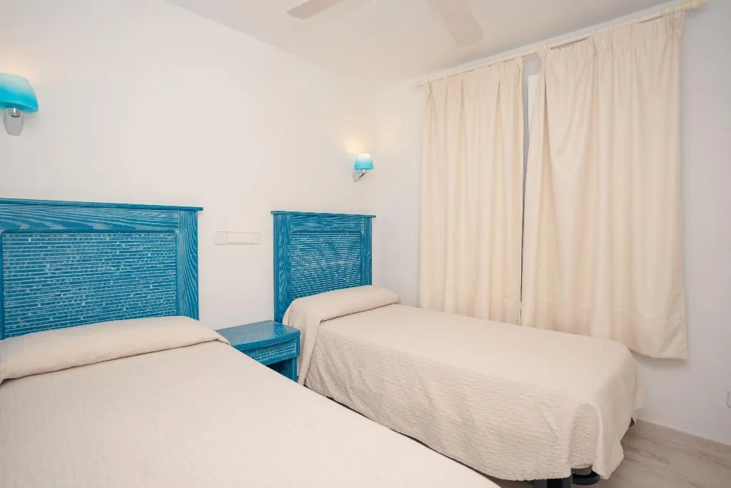 APARTMENT TWO BEDROOMS ONE BATHROOM Room, Royal Son Bou Family Club, Menorca