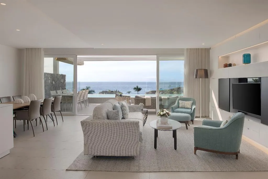 VILLA TWO BEDROOMS WITH PRIVATE POOL Room, Royal Hideaway Corales Suites, Tenerife