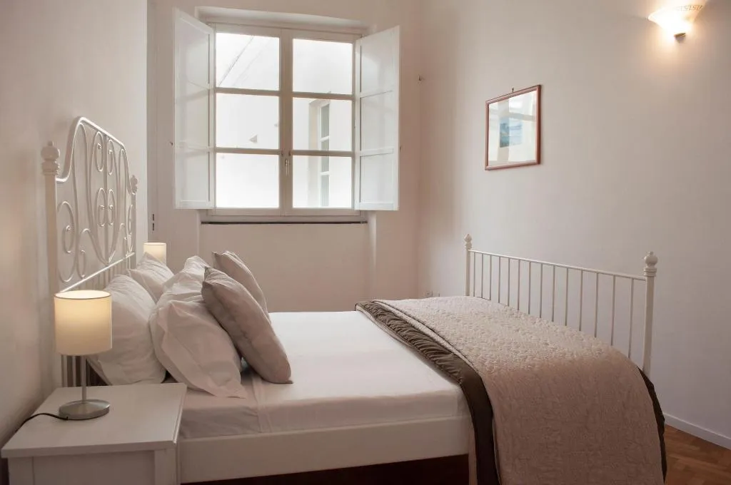 Room, Hotel Neronensis, Naples