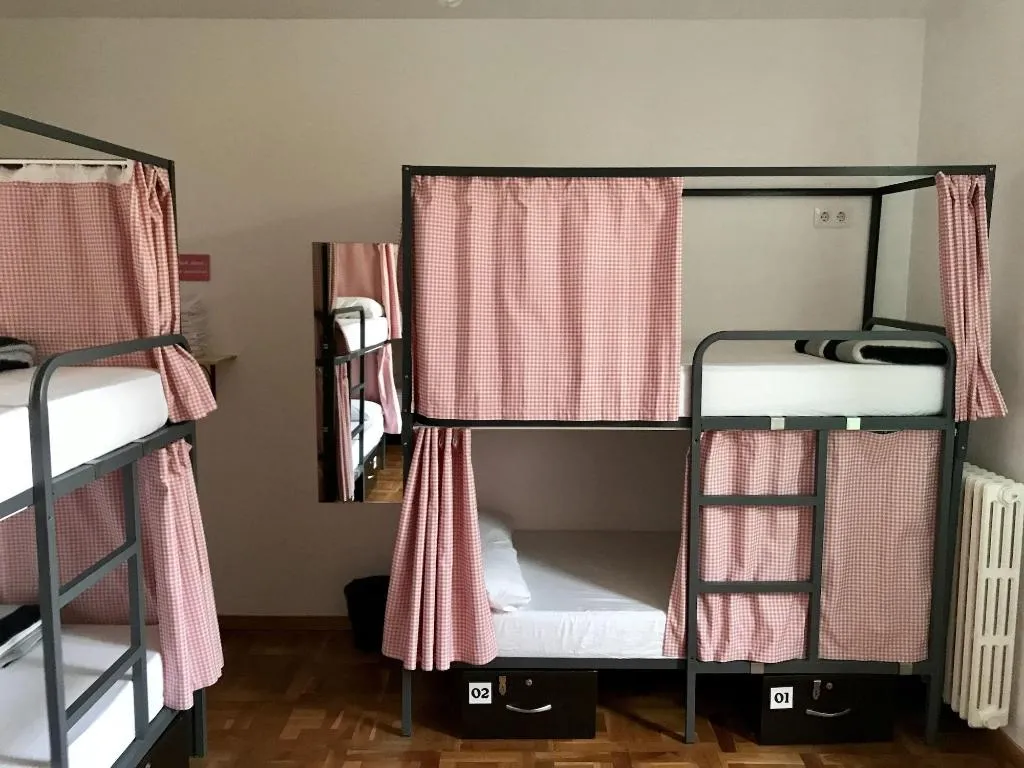 Room, Mucha Masia Hostel Rural-Urbà, Barcelona