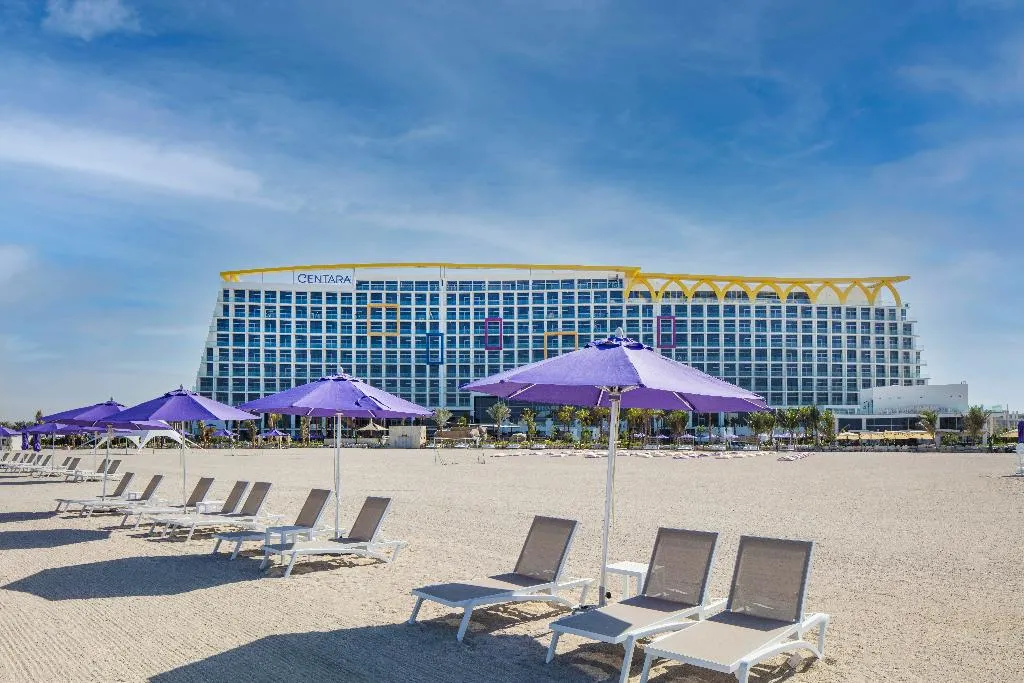 Beach, Centara Mirage Beach Resort Dubai, Dubai
