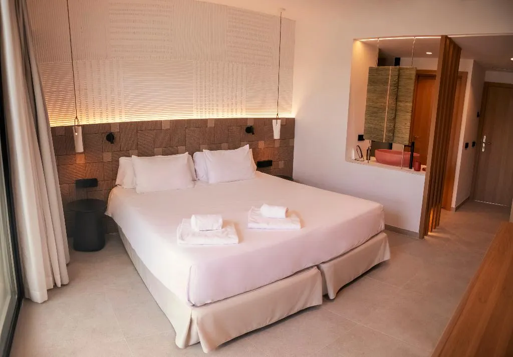 Double or Twin EXECUTIVE Room, Hotel Santanyi Port, Majorca