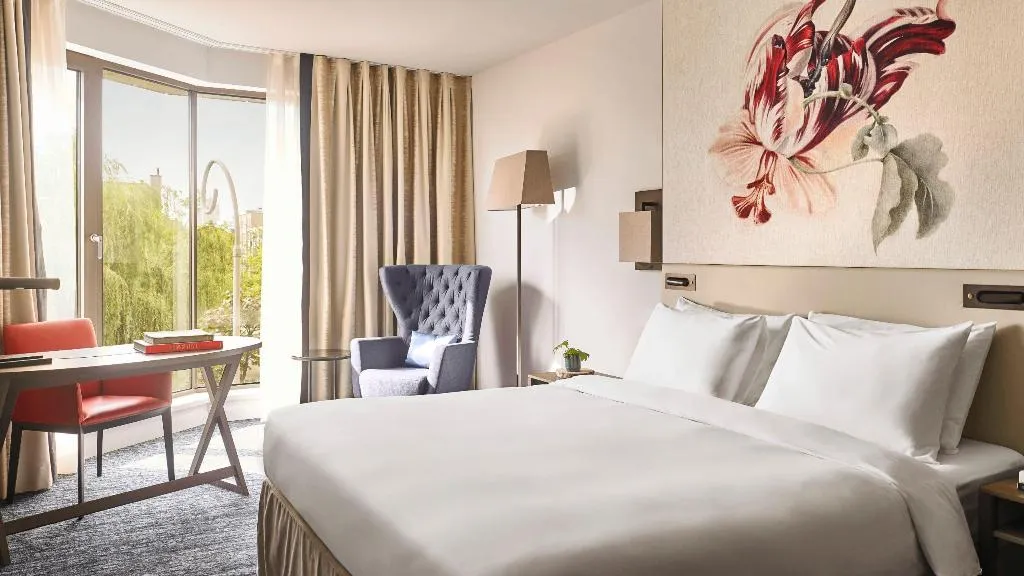 Room CANAL VIEW Room, Hyatt Regency Amsterdam, Amsterdam